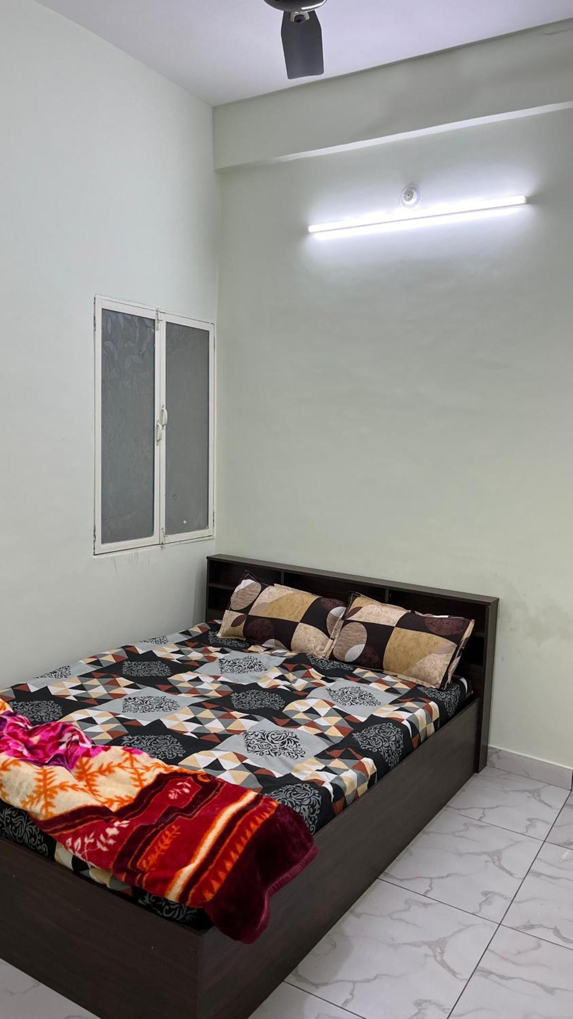 Yadav Guest House Ujjain Ngoại thất bức ảnh